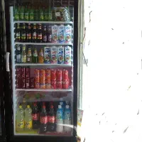 فروش یک دستگاه یخچال ایستاده ۸۰سانتی