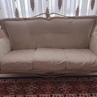 فروش یک دست مبل ۷ نفره بصورت کلاف که نقاش رنگ کرده|مبلمان خانگی و میز عسلی|بروجرد, |دیوار