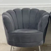 مبلمان هفت نفره کاملا تمیز و سالم