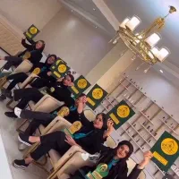 آموزش و دستیارکراتین رنگ ناخن مژه شینیون ارایش