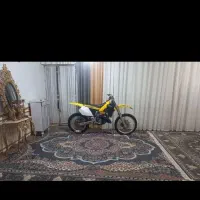 سوزوکی ار ام ۱۲۵ کراس
