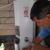 تعمیر کار آبگرمکن|آبگرمکن، پکیج، شوفاژ|شیراز, عادل آباد|دیوار
