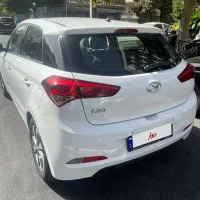 هیوندای I20