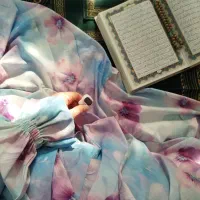 چادر نماز|لباس|قم, ارم|دیوار