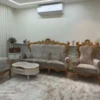 مبل ۹ نفره سلطنتی و تابلو کار دست|مبلمان خانگی و میز عسلی|قم, پردیسان|دیوار