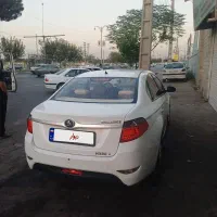 برلیانس ۳۳۰ اتومات|خودرو سواری و وانت|اسلام‌شهر, شهرک سعیدیه|دیوار