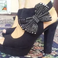 کفش مجلسی|کیف، کفش، کمربند|شیراز, پانصد دستگاه ارتش|دیوار