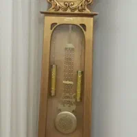 ساعت  پایه بلند