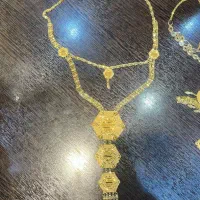 گردنبندسه طبقه