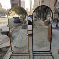 آینه قدی قوسی فلزی طلایی 80×180