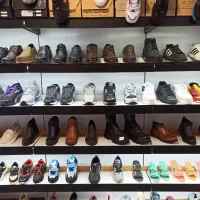 ویترین مغازه