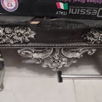 میز و آینه رایگان