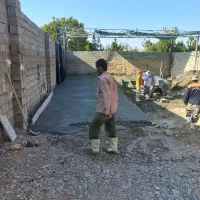بتن ریزی دستی