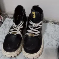 پوتین سفید مشکی سایز ۳۰ بسیار سالم|کیف، کفش، کمربند|پاکدشت, پاکدشت (مامازند)|دیوار