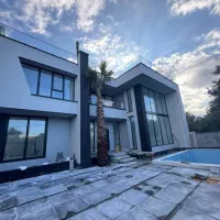 ۴۰۰متربنای ۴خواب با۱۸متربر/ استخر۴فصل/ امیرآباد