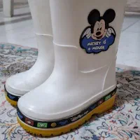 چکمه بچگانه