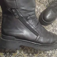 نیم بوت در حد نو ۵۰۰|کیف، کفش، کمربند|تهران, مجیدیه|دیوار