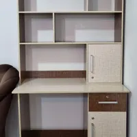 کتابخانه میز تحریر