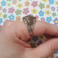 انگشتر نقره