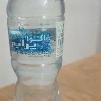 فروشنده گرم و راننده نیسان