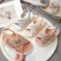 بورس انواع کفش های مجلسی دخترانه