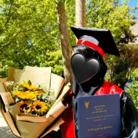 لباس فارغ التحصیلی