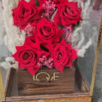 باکس گل شیشه ای ۶ شاخه