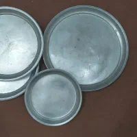 چهار تا سینی روحی و یک دیگ