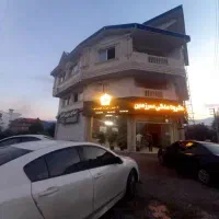 سه-طبقه-واحد-و-دوباب-مغازه-دونبش-خرم-اباد