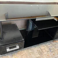 فروش تلویزیون LG ۴۳ سالم بهمراه میز تلویزیون|تلویزیون و پروژکتور|فومن, |دیوار