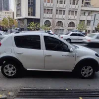 ساندرو استپ وی 1398کم کار|خودرو سواری و وانت|تهران, فلسطین (میدان انقلاب)|دیوار