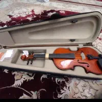 ویالون آماتی ۱۰۰