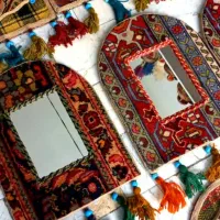 ایینه سنتی کار شده با فرش دستبافت