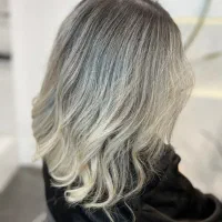 آموزش آرایشگری با مدرک بین المللی|خدمات آرایشگری و زیبایی|رشت, خمیران زاهدان|دیوار