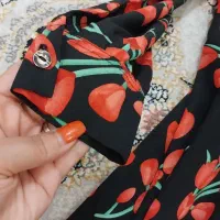 پیراهن|لباس|رشت, فخب|دیوار