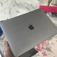 مک بوک پرو