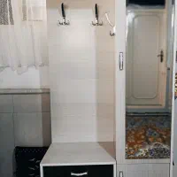 جاکفشی و جالباسی
