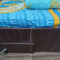 تخت تک نفره همراه با رو تختی|تخت و سرویس خواب|رباط‌کریم, رباط‌کریم|دیوار