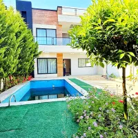 چمدونتو-بلند-و-بیا-این-ویلامبله-است-با-استخر-3خواب