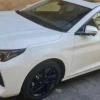کی ام سی J7 سفید۱۴۰۴ کیلومتر۱۷۰۰۰