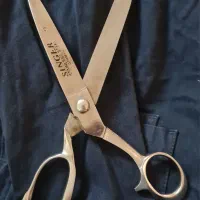 قیچی خیاطی آلمانی در حد نو یک میلیون و سیصد|لوازم خیاطی و بافتنی|شاهینشهر, فردوسی|دیوار