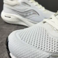 (کفش بابک ترکان)اسپرت طبی ساکونیsakoni لاکچری کربن|کیف، کفش، کمربند|تبریز, |دیوار