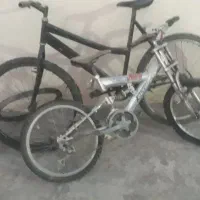 دو عدد دوچرخه سواری  ۲۰ و۲۸