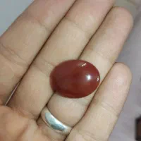 فندک ،  عقیق یمنی درشت و انگشتر نقره عیار پایین