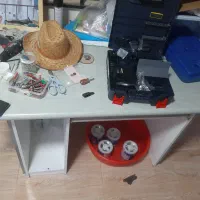 میز و صندلی چرخدار کامپیوتر و تحریر محکم و سنگین|میز تحریر و کامپیوتر|بندر انزلی, چهارفریضه|دیوار