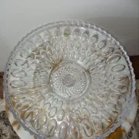 تعدادی ظروف کریستال