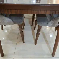 میز غذاخوری