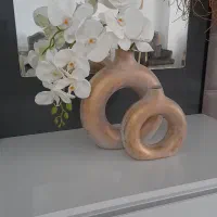 گلدون دونات، مرغ آمین،گوی