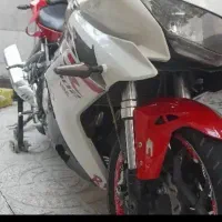 بنلی ۳۰۰ ریس Qj سی اف ریس