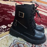 نیم بوت سایز ۳۸